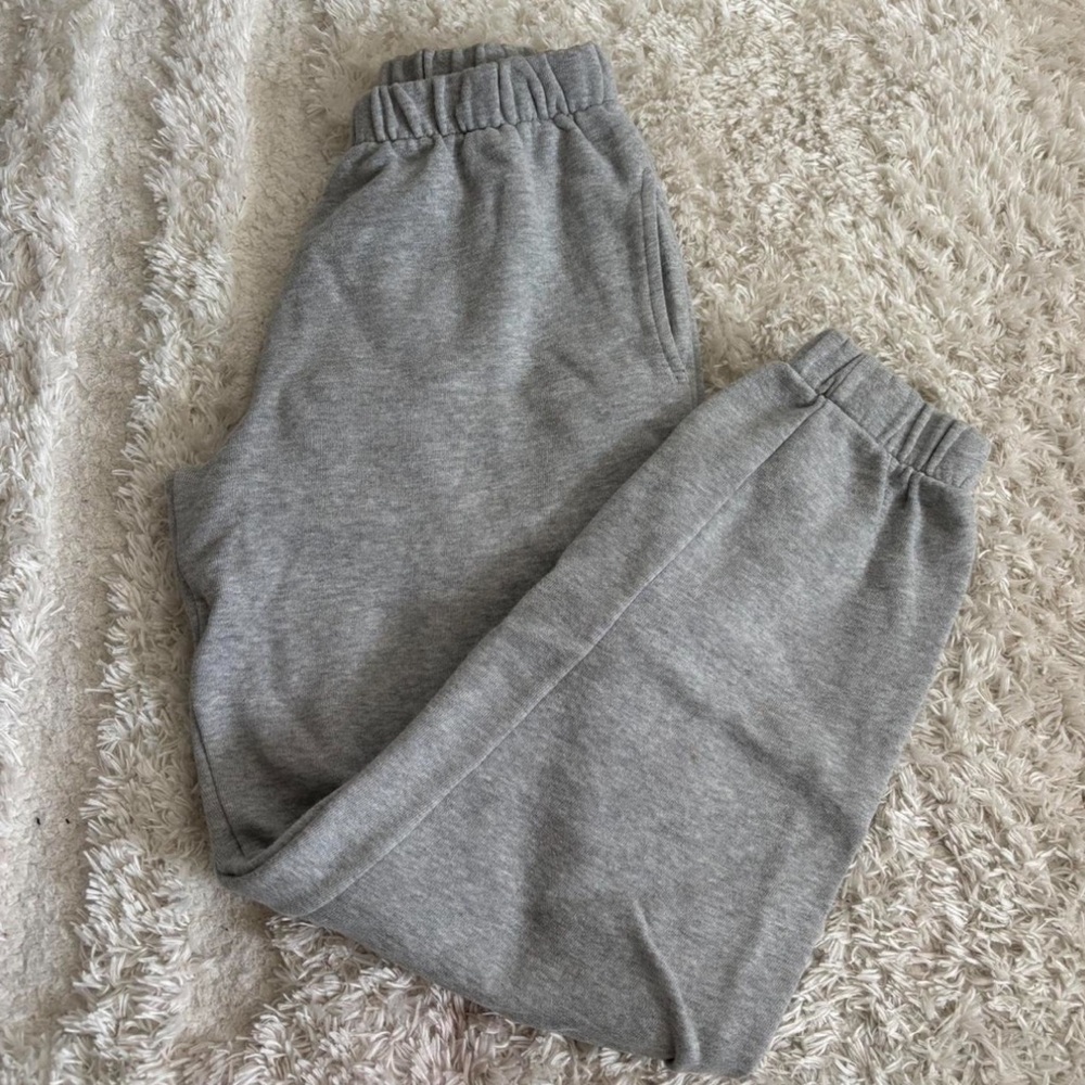 Brandy Melville Sweatpants